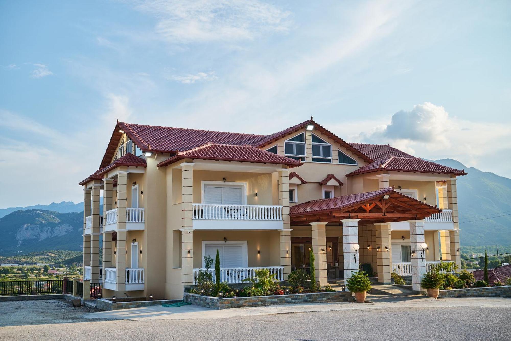 Famissi Suites 2 Kalambaka Bagian luar foto