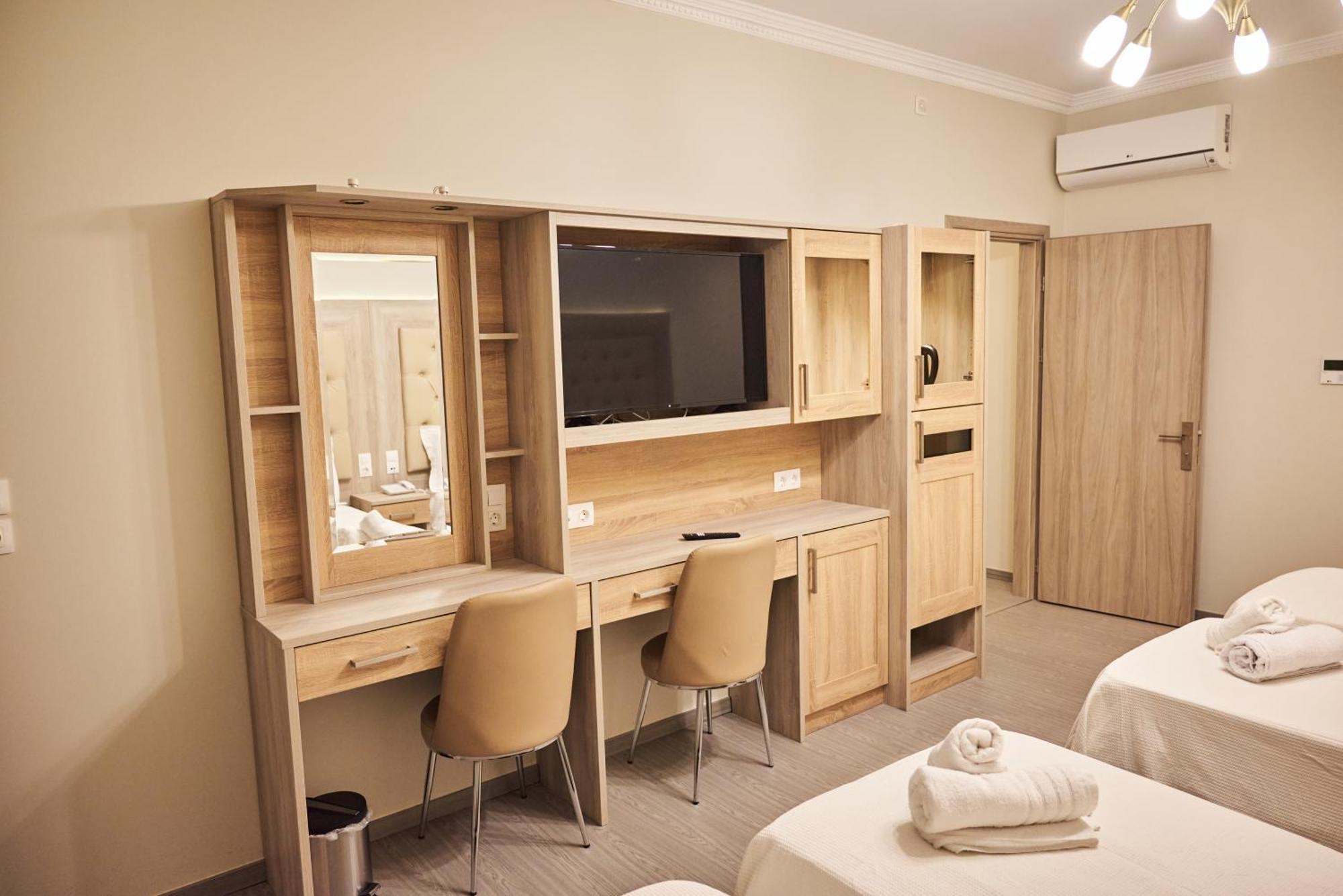 Famissi Suites 2 Kalambaka Bagian luar foto