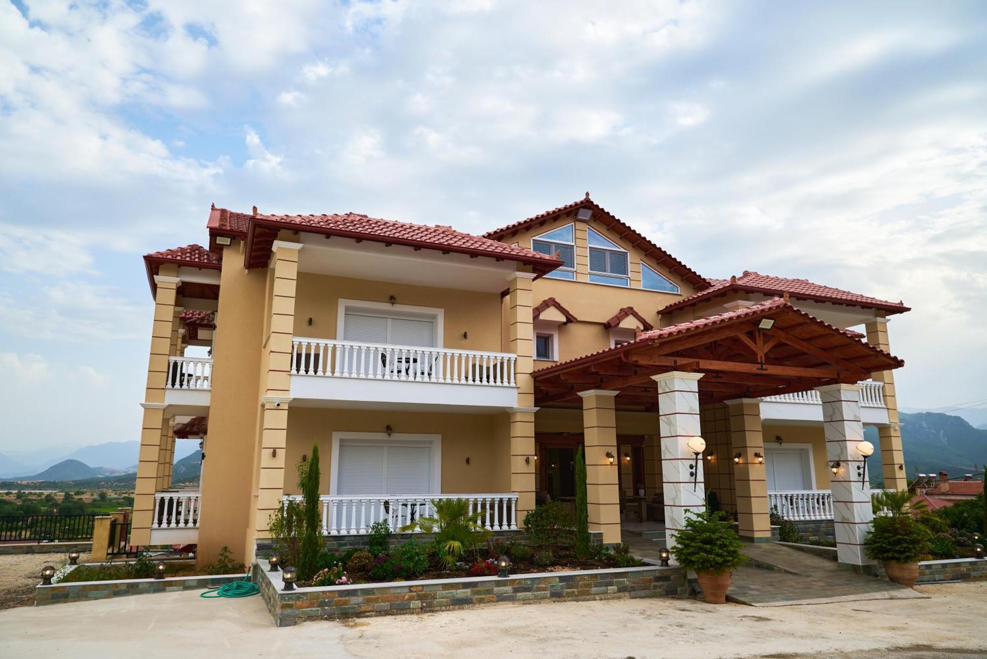 Famissi Suites 2 Kalambaka Bagian luar foto
